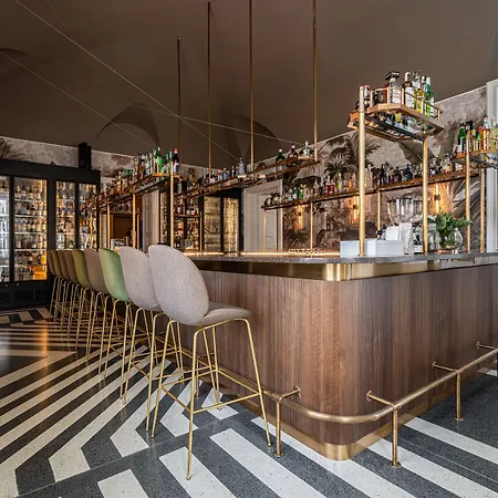 Botaniq Castle Of Hotel Tura